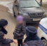 Полицейские Новокузнецка помогли вернуться домой заблудившейся в городе первокласснице (ВИДЕО) - Городок